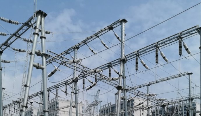 智能化巡檢機(jī)器人，助力礦山安全生產(chǎn)邁入新紀(jì)元（無線充電）