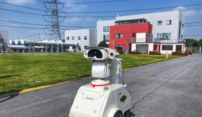 消防機器人無線充電技術(shù)：革新能源補給方式