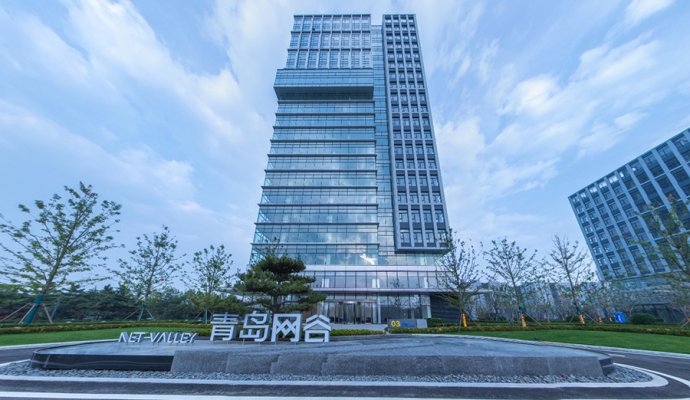 打破充電桎梏，魯渝能源為機(jī)器人注入無限動力（無線充電）